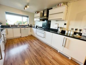 Fitted Kitchen- click for photo gallery